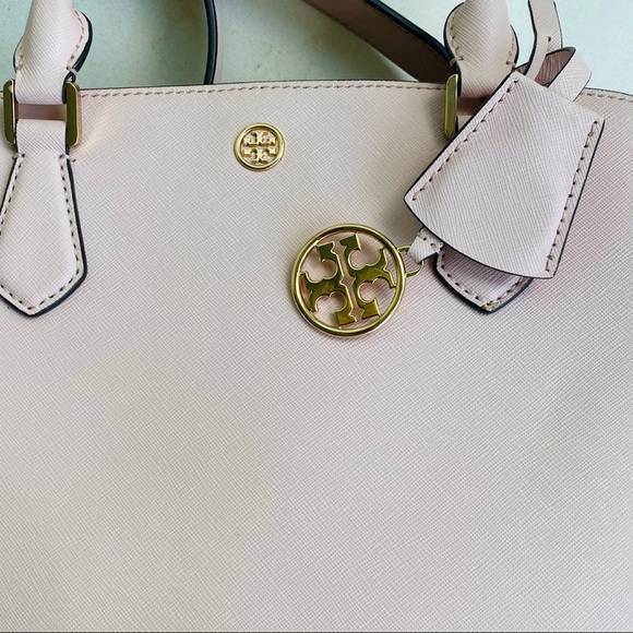 Tory Burch Robinson Medium Triple Compartment Tote - Picture 15 of 16